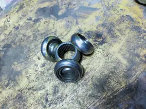 Cross Bearing Land Cruiser Prado, Hilux D-4d Available.