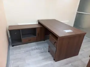 Executive Spacious Office Desk (1.6m)
