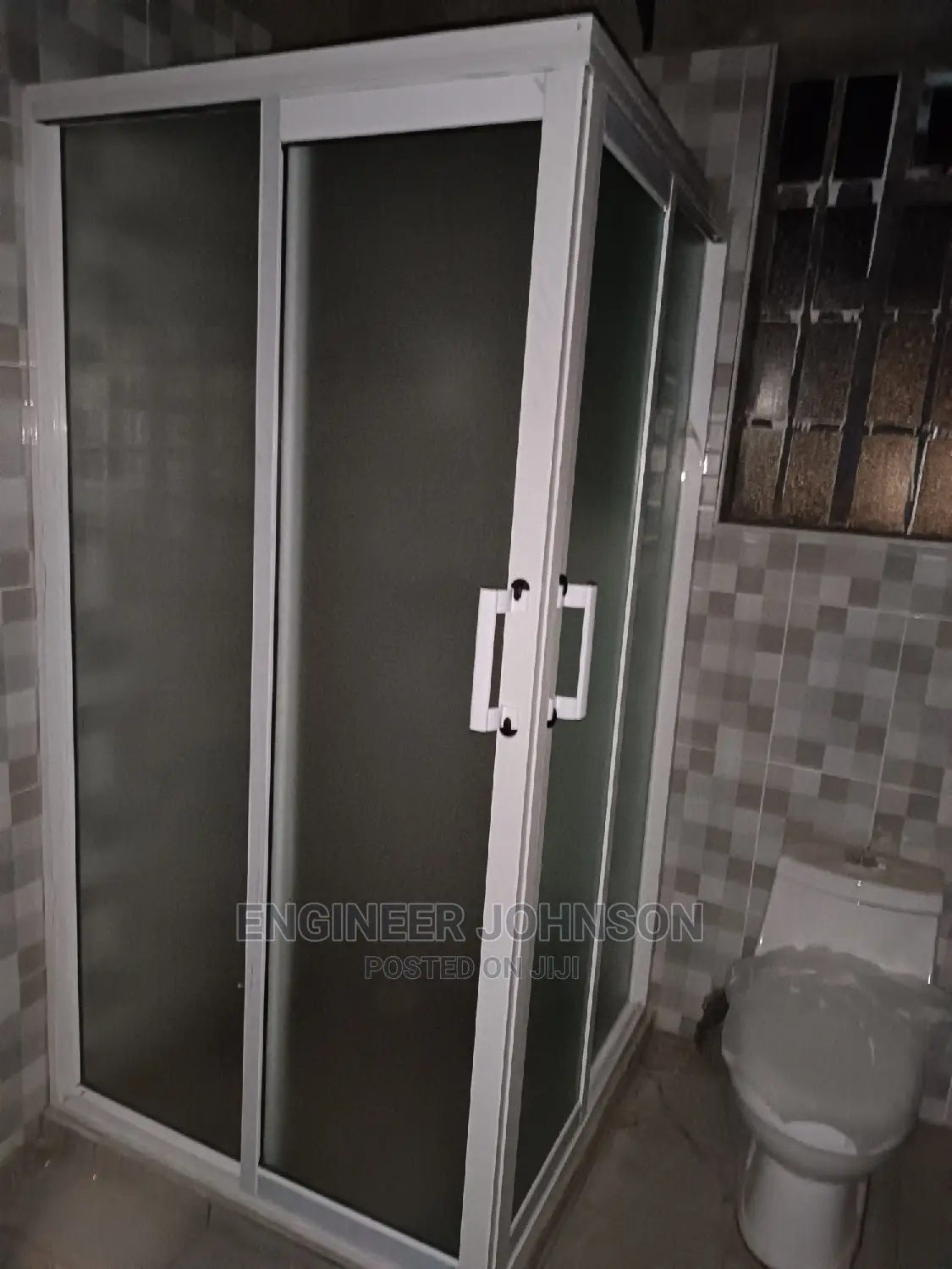 Corner L-shape Shower Cubicle
