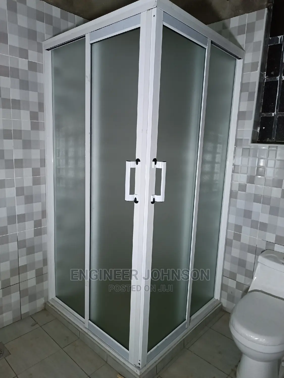 Corner L-shape Shower Cubicle