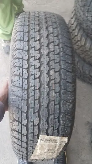 265/65r17 Bridgestone H/T