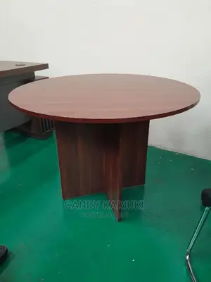 Office Negotiation Round Table