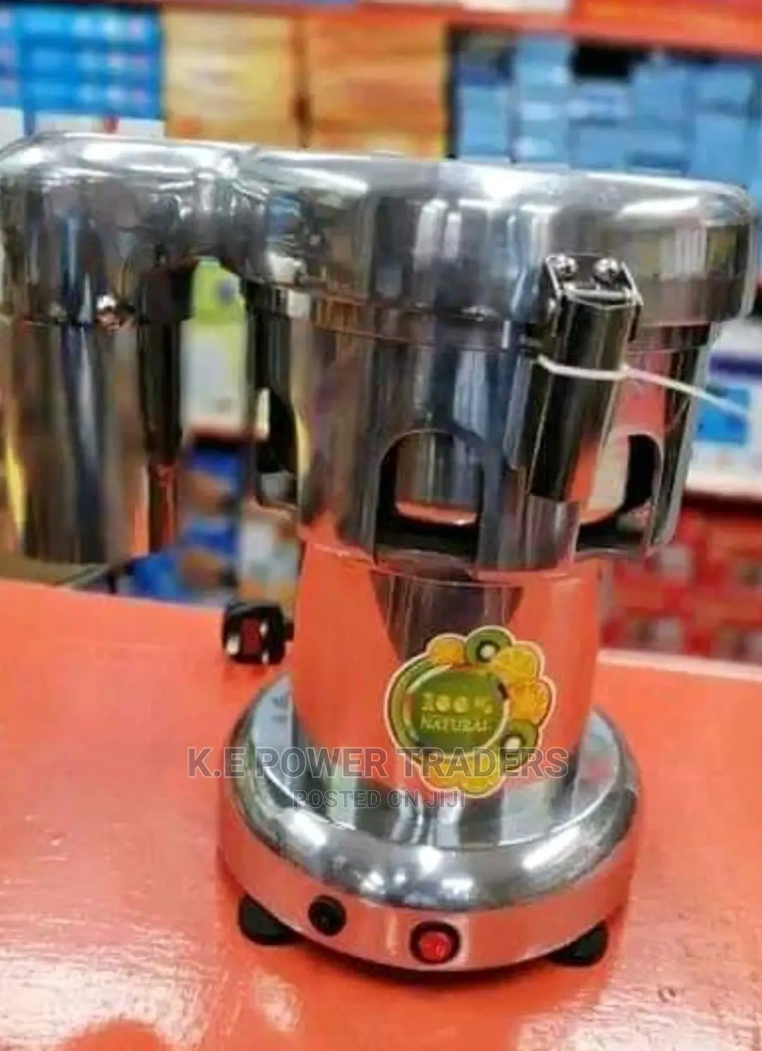 A 3000 Series Fruit Juicer