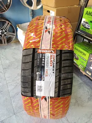 275/45r21 Roadx Tyre