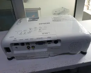 EPSON Eb S05 