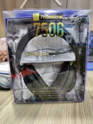 Sony MDR-7506 Sound Monitor Headphones
