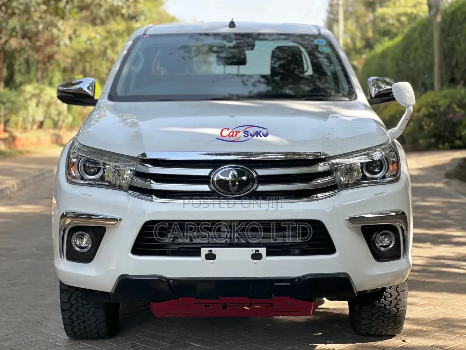 Toyota Hilux 2018 White