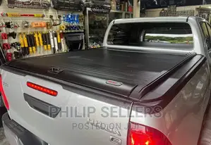 Toyota Hilux Manual Roller Shutter Boot Cover