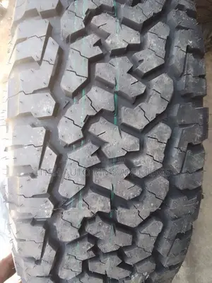 265/50r20 Comfoser A/T