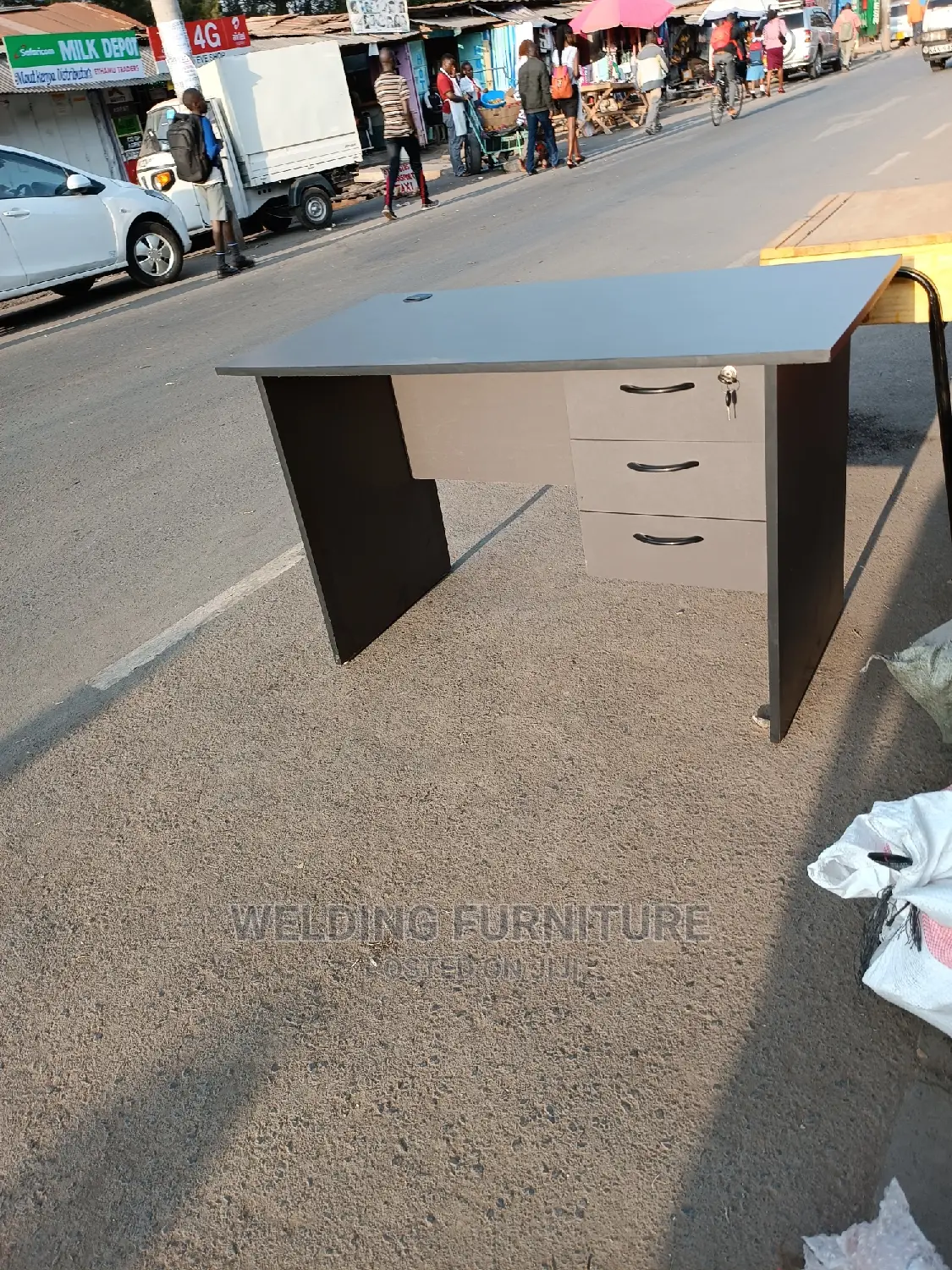 Office Desk