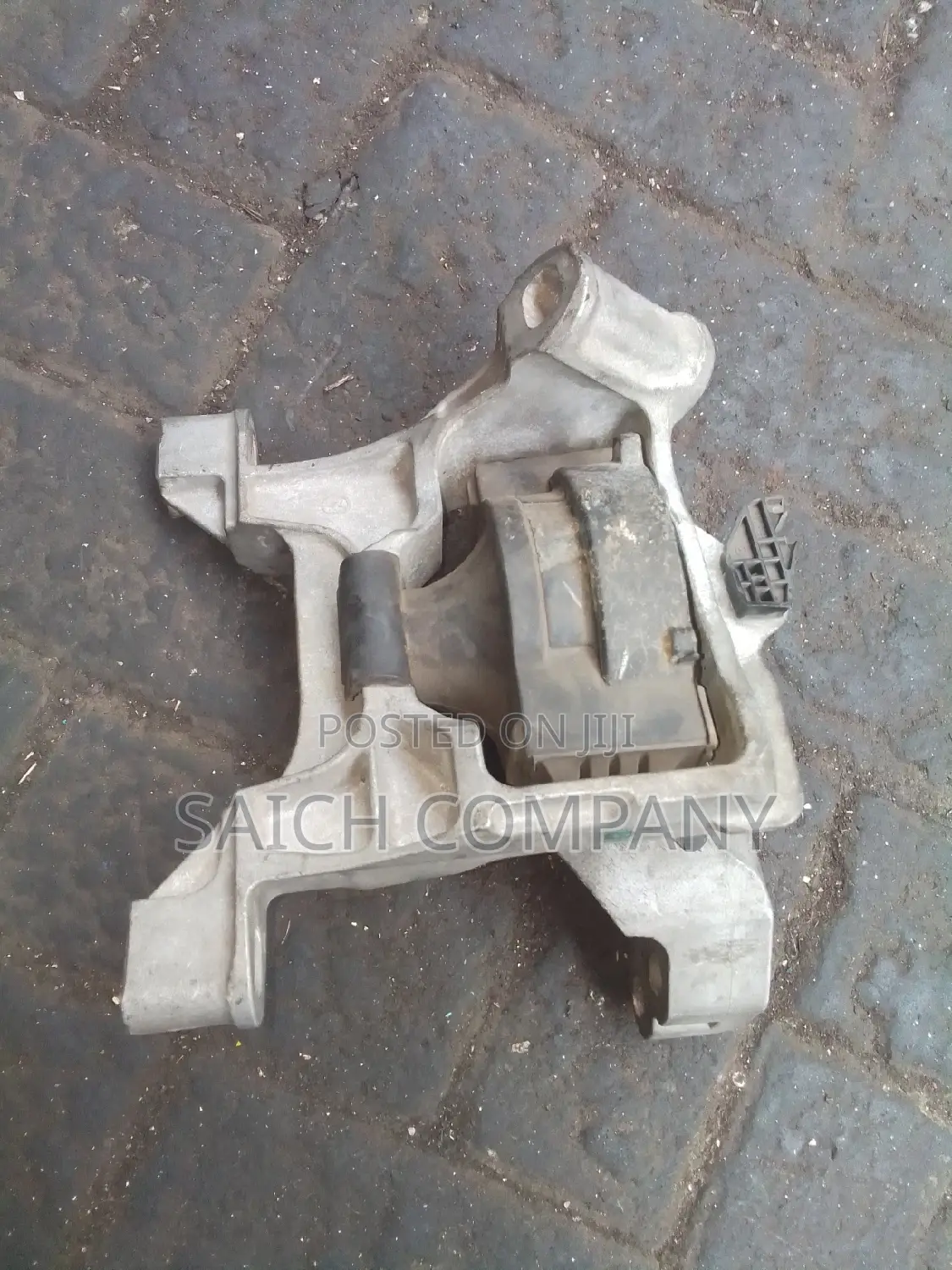 Axela Mazda6 Engine Mount
