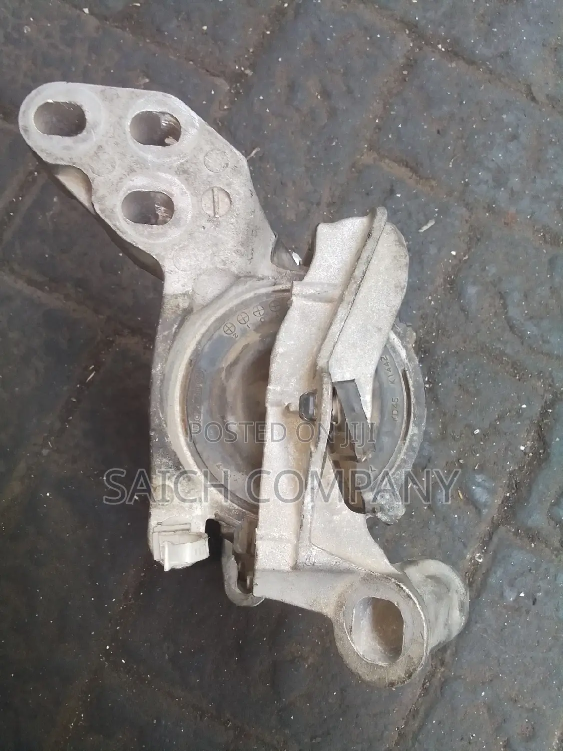 Axela Mazda6 Engine Mount