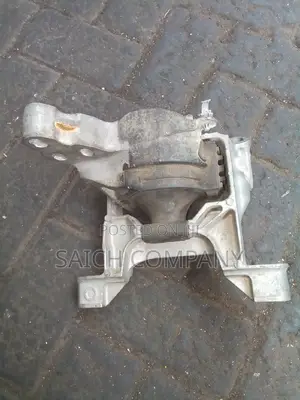 Axela Mazda6 Engine Mount