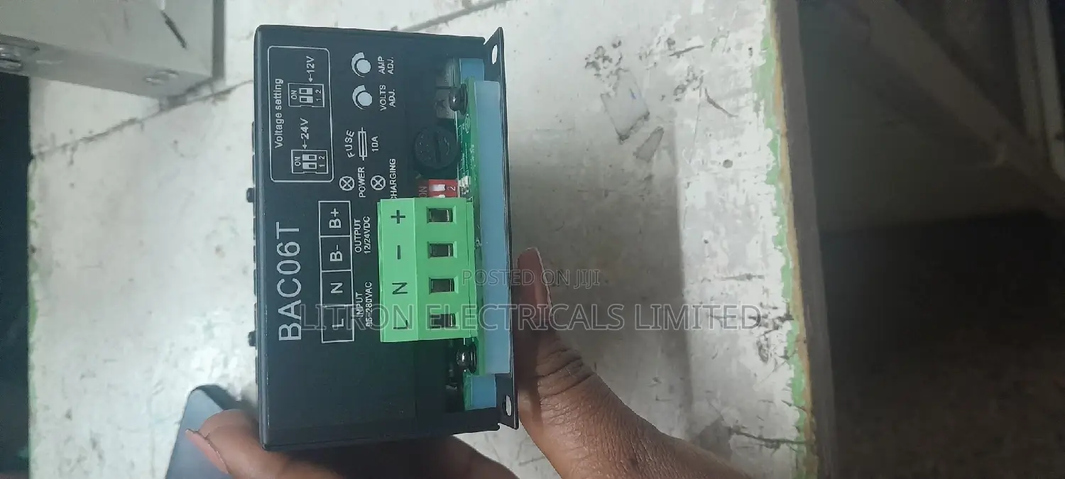 Trickle Battery Charger 12v/24v