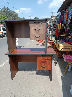Office Desk