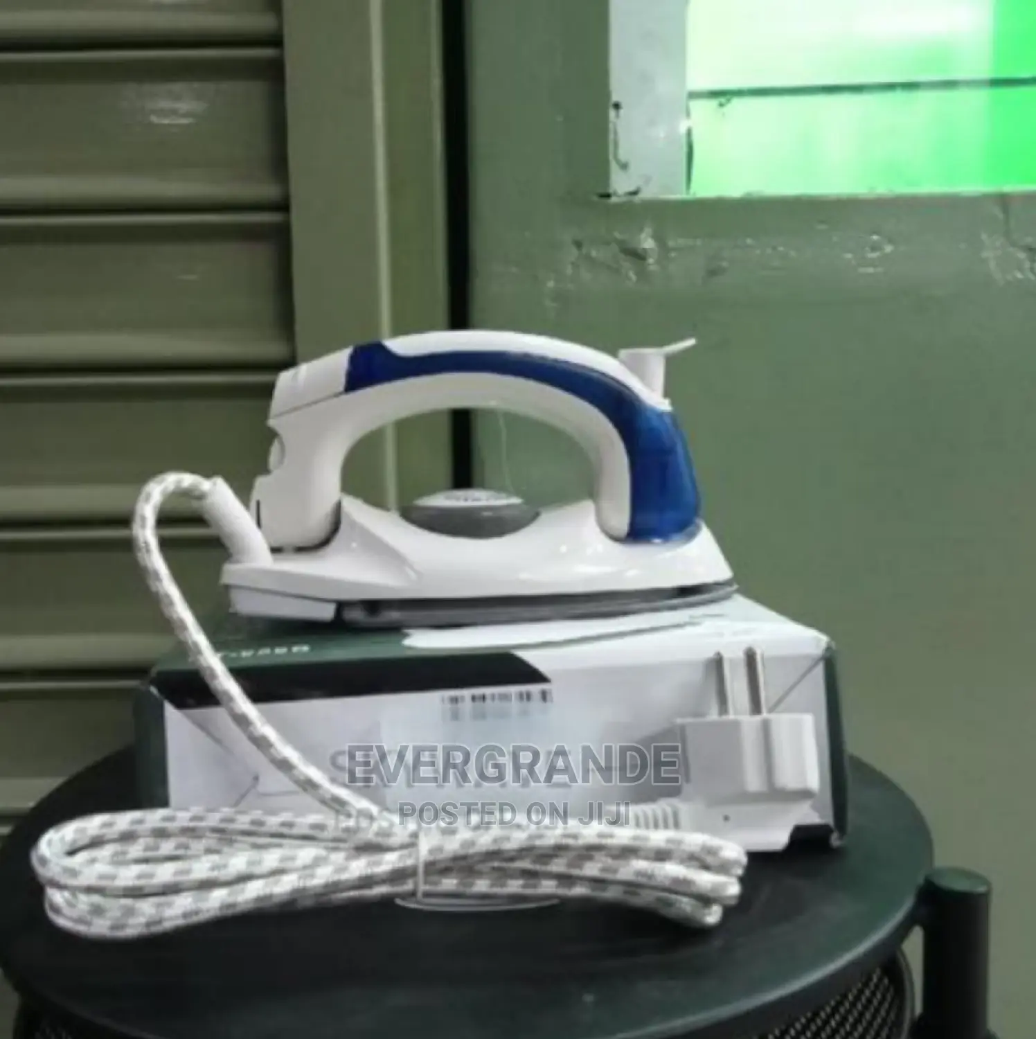 Travel/Portable Steam Iron Box