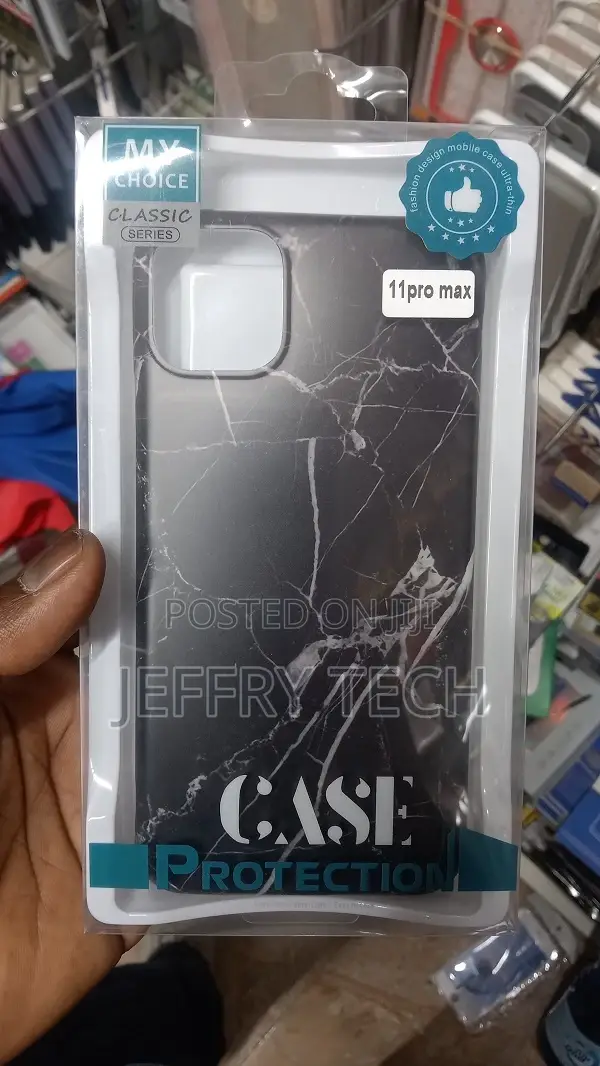 Black Marble iPhone 11 Pro Max Clip Case