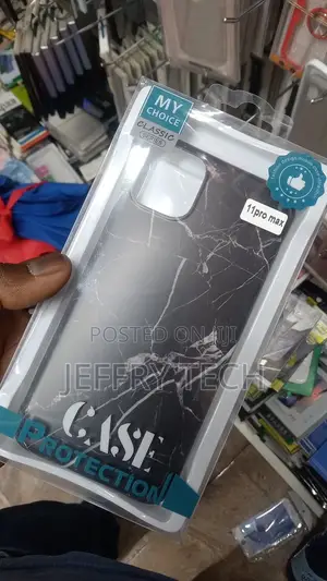 Black Marble iPhone 11 Pro Max Clip Case