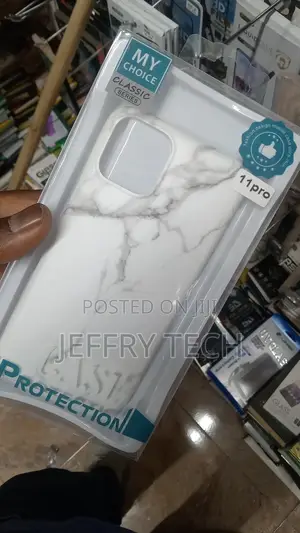White Marble iPhone 11 Pro Clip Case
