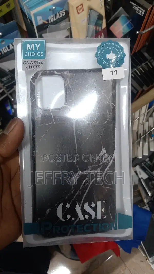 Black Marble iPhone 11 Clip Case