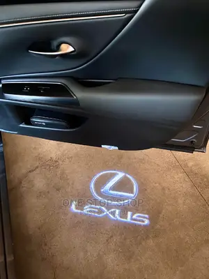 2pcs LEXUS Wirelessdoor Projector Door Logo Lights
