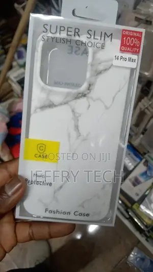 White Winter - Classy Marble iPhone 14 Pro Max Case