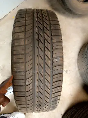 255/55r20 Goodyear