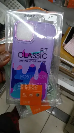 Classic Snap Cover for Apple iPhone 14