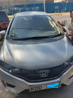 Honda Fit 2017 Front Windscreen