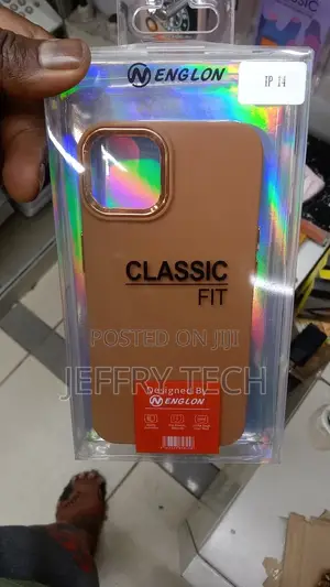 iPhone 14 Classic Fit Case