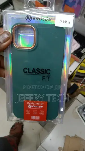 iPhone 14 Classic Fit Green Case