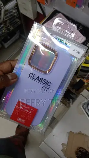 iPhone 14 Pro Classic Fit Purple Case