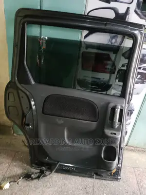 Sient Sliding Door Left. 2009 Model