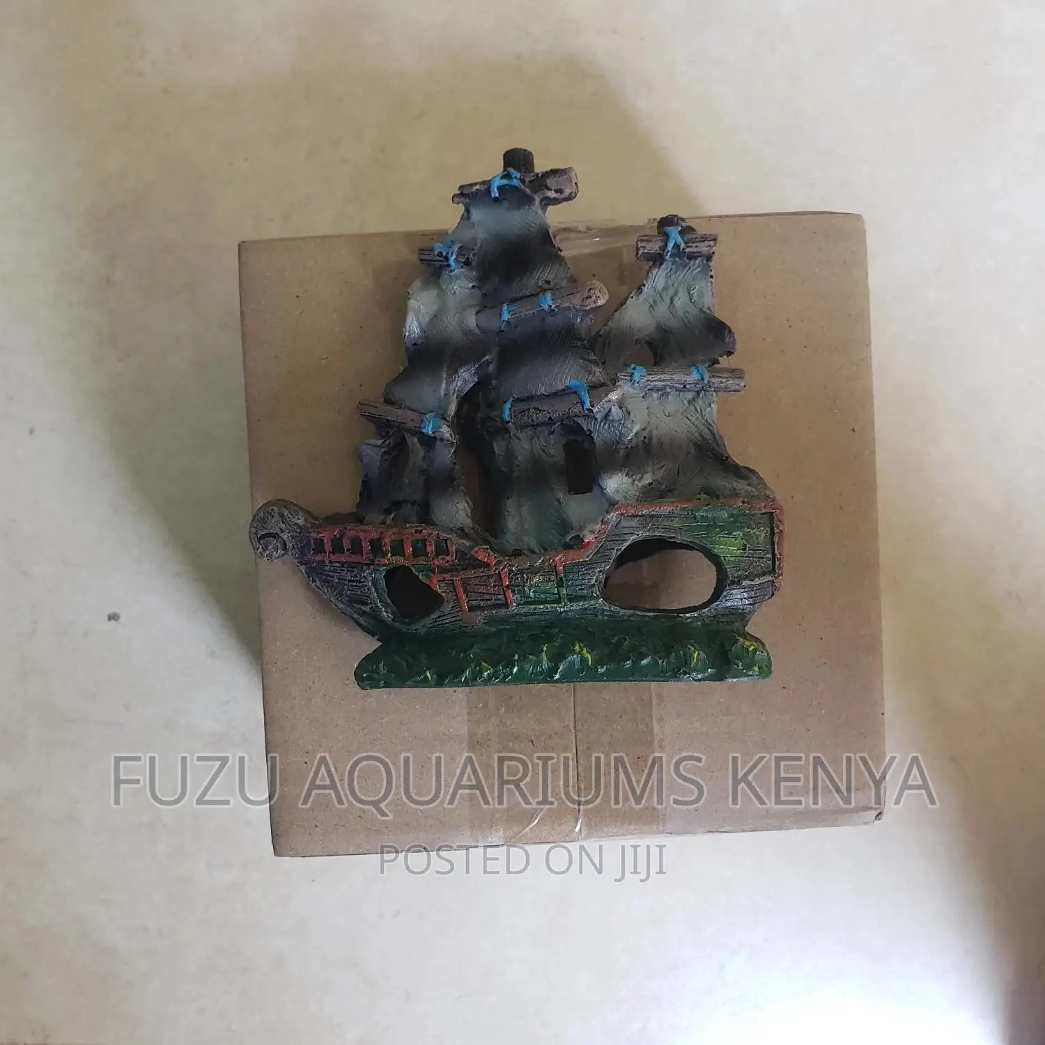 Aquarium Ship Deco
