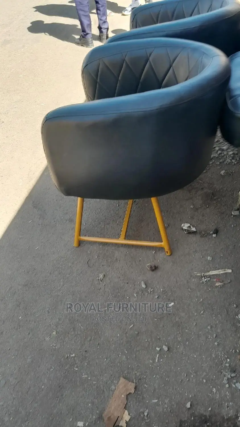 Salon Seats