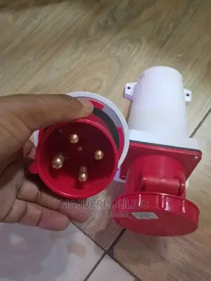 63amps 5pin Industrial Socket