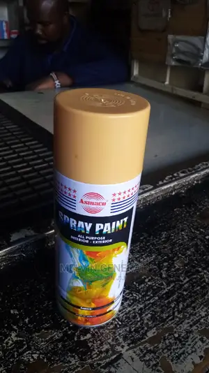 Beige Spraypaint