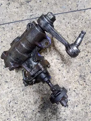 Steering Box Mazda B16,B22, Manual Power 2 4 Wheel Drive.
