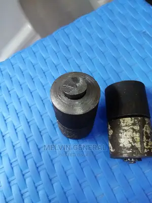 Juakali Door Bushes 11/2"