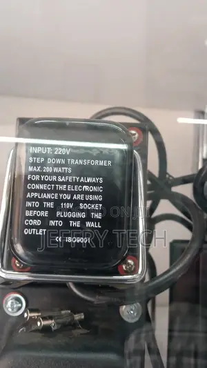 Step Down Transformer Max 200 Watts Input 220V (THG-200W)