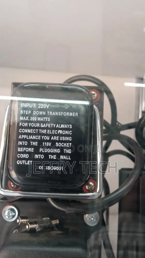Step Down Transformer Max 200 Watts Input 220V (THG-200W)