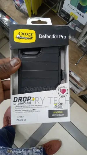Otterbox - Defenderpro Hard Shell for Apple iPhone 13