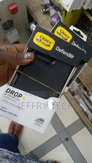Otterbox Defender Series Hard Shell for iPhone 14 Pro Max