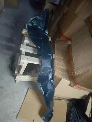 Stoneguard/Fender Liner Toyota IST