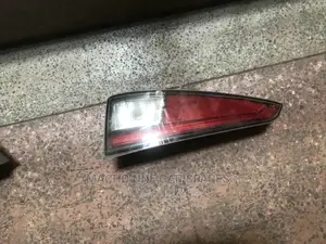Toyota Prius 2018 Bootlight
