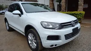 Volkswagen Touareg 2014 White