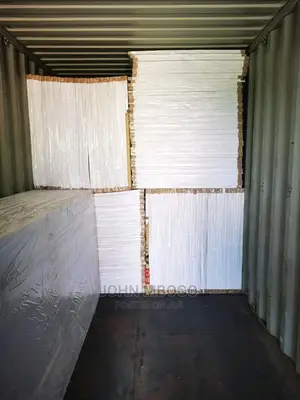 Clear Perspex/Acrylic Glass/Plastic Glass.