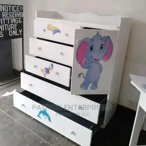 MDF Chest of Drawers 4 by 4 Fitts