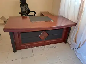 Imported Executive Office Desk 1.6 Mtrs