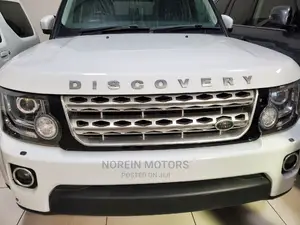 Land Rover Discovery 2016 White